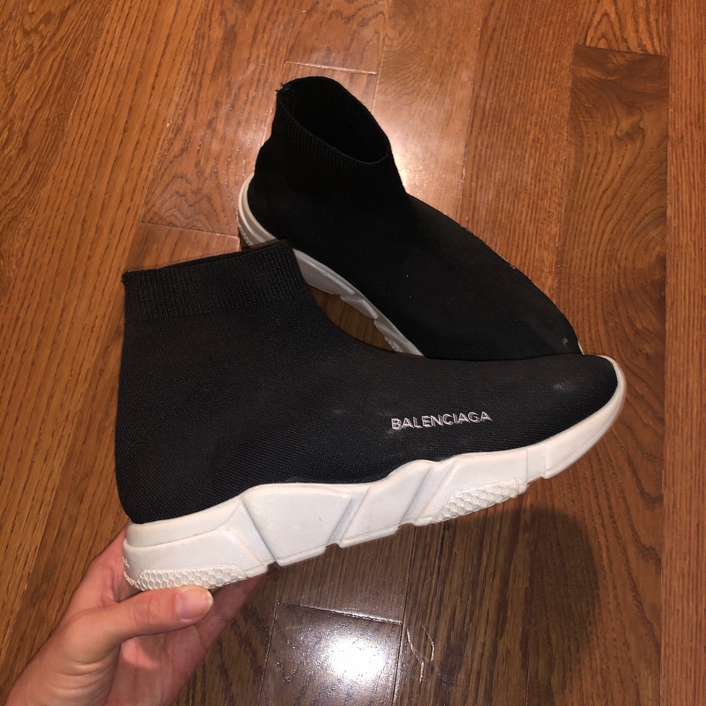 Speed trainer sock shoes